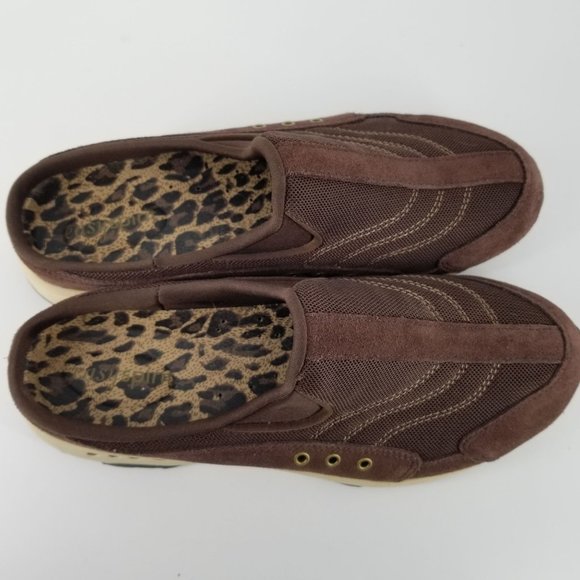 Easy Spirit Women US 8.5 Shoes Mule Clog Slip On Travel Suede Dark Brown Cream - Picture 12 of 15